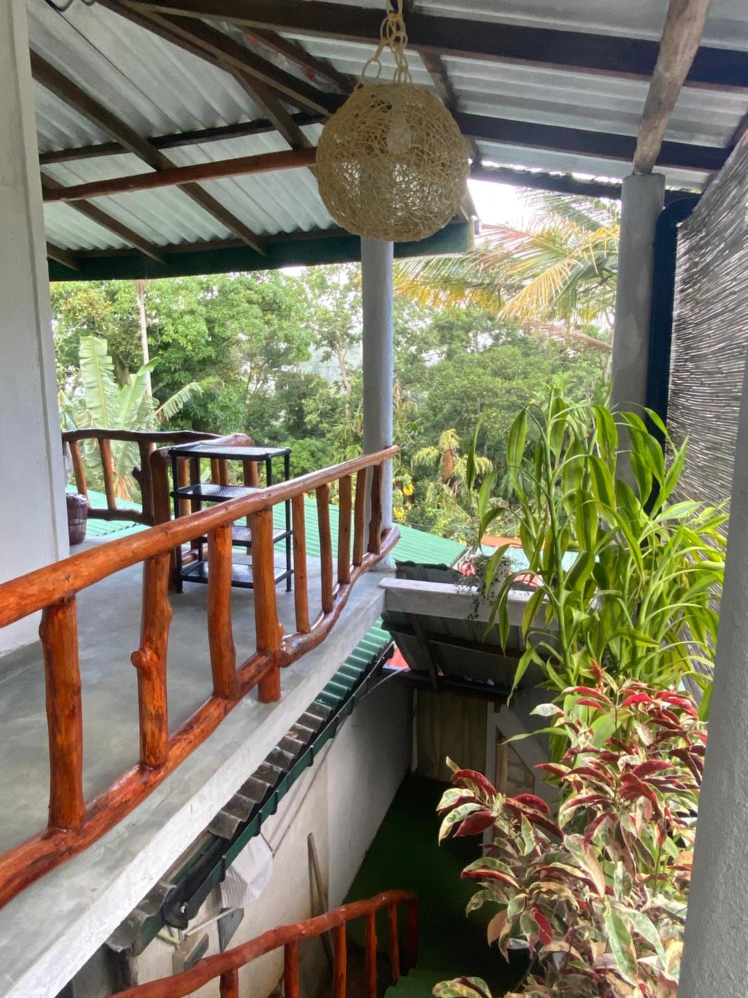 Cozy Homestay Waterfall Road Ела Екстериор снимка