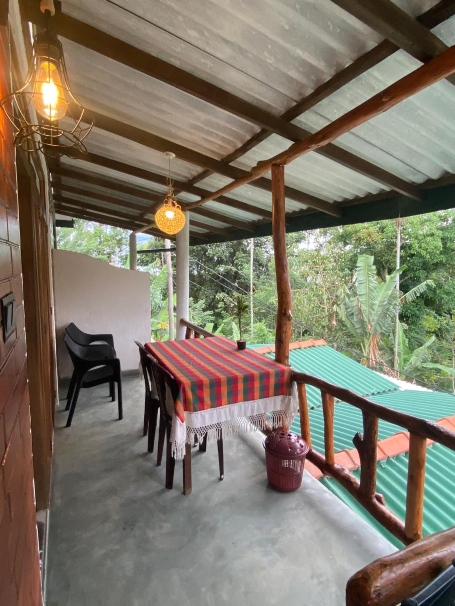 Cozy Homestay Waterfall Road Ела Екстериор снимка