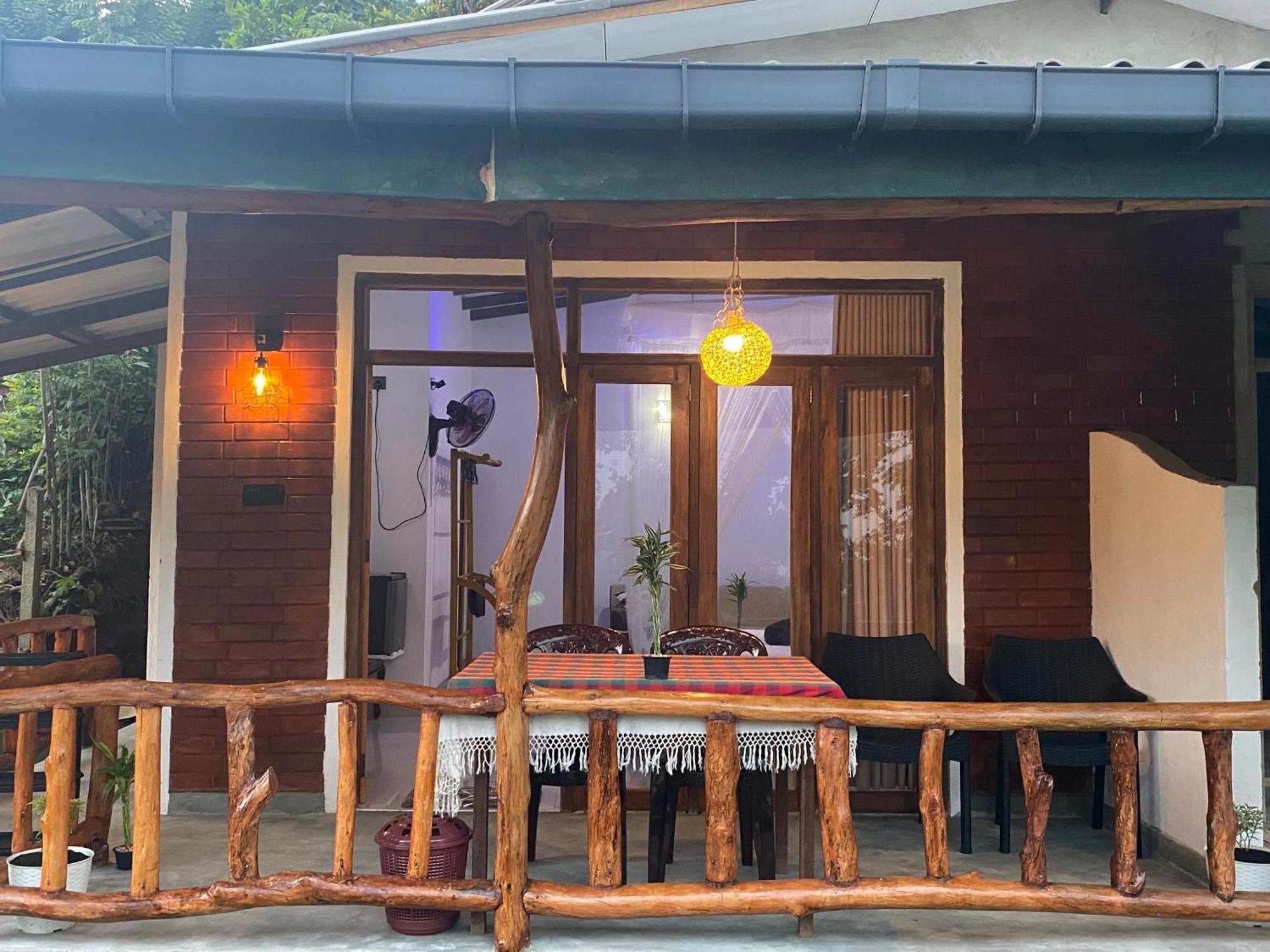 Cozy Homestay Waterfall Road Ела Екстериор снимка